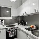 Ultracentral Metro Lux Apartamento Bucareste