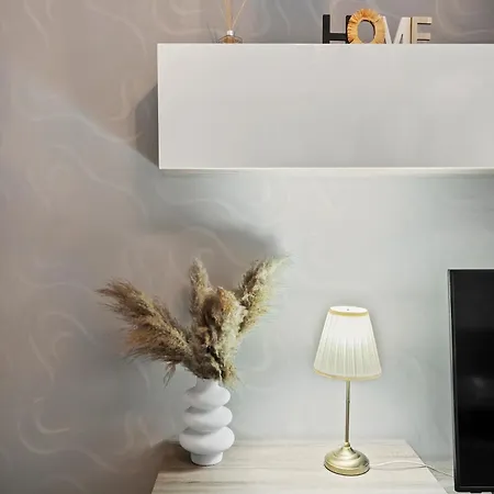 Ultracentral Metro Lux Apartament *