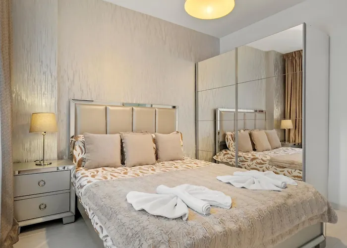 Ultracentral Metro Lux Daire Bükreş