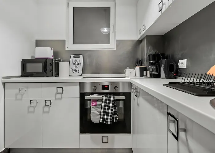 Ultracentral Metro Lux *